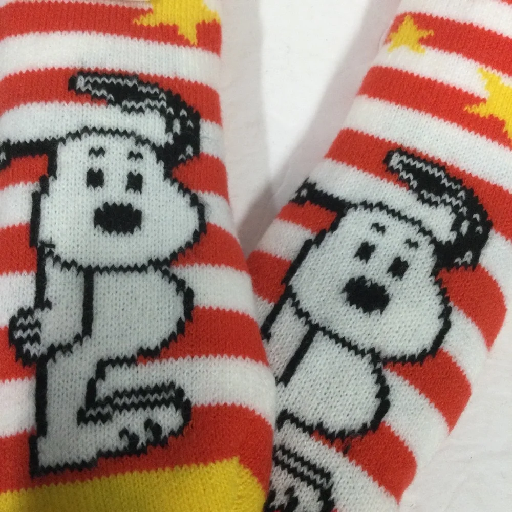 Peanuts Snoopy Sherpa Lined Non Slip Socks Striped Red&White Cartoon Design kids